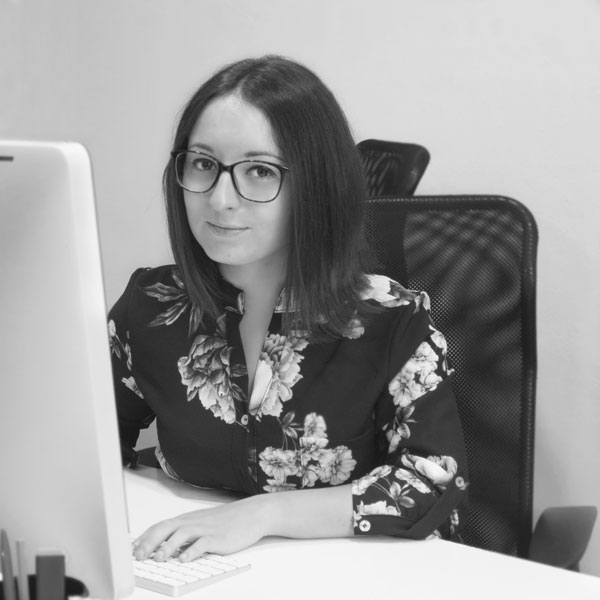 Francesca Longobardi - Front-end Developer per i Sistemi Informativi Sanitari di Invisiblefarm